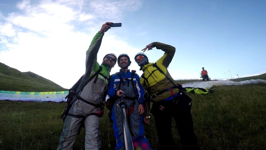 Bovec: Tandem paragliding in Julian Alps - Kuk: two wind directions and a view toward the Adriatic