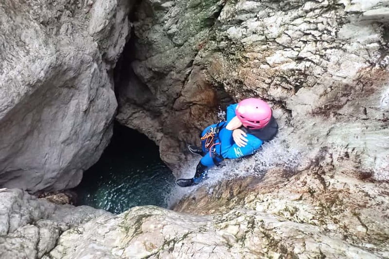 Bovec: Thrilling Canyoning in Sušec Gorge with Photo service - Who should book this canyoning trip?