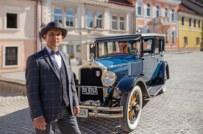 Fly into the tannery of Europe - The small-group format and practical rhythm