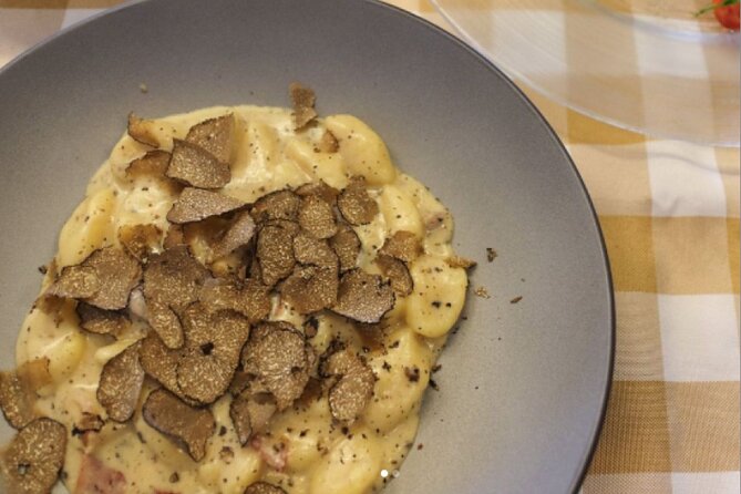 Food & Wine -> Gourmet tour in Piran - Seafood first, with a broad taste of Istria