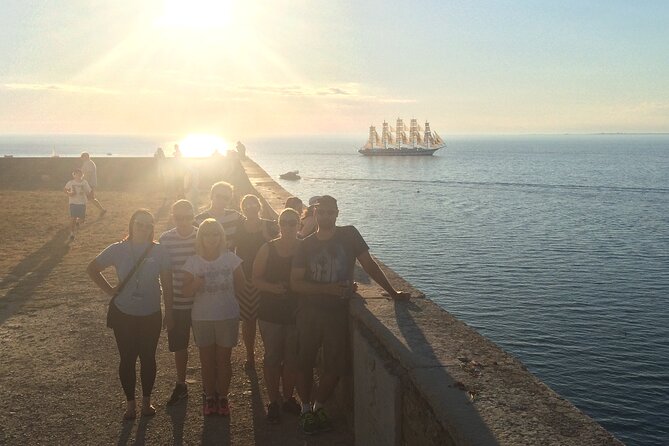 Food & Wine -> Gourmet tour in Piran - Who should book this experience?