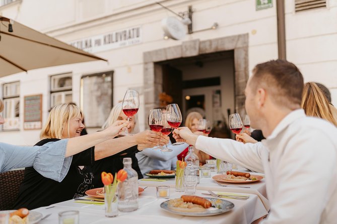 Food & Wine Tour Ljubljana - Local Foodie Adventure in Slovenia - Why this Ljubljana food tour works so well
