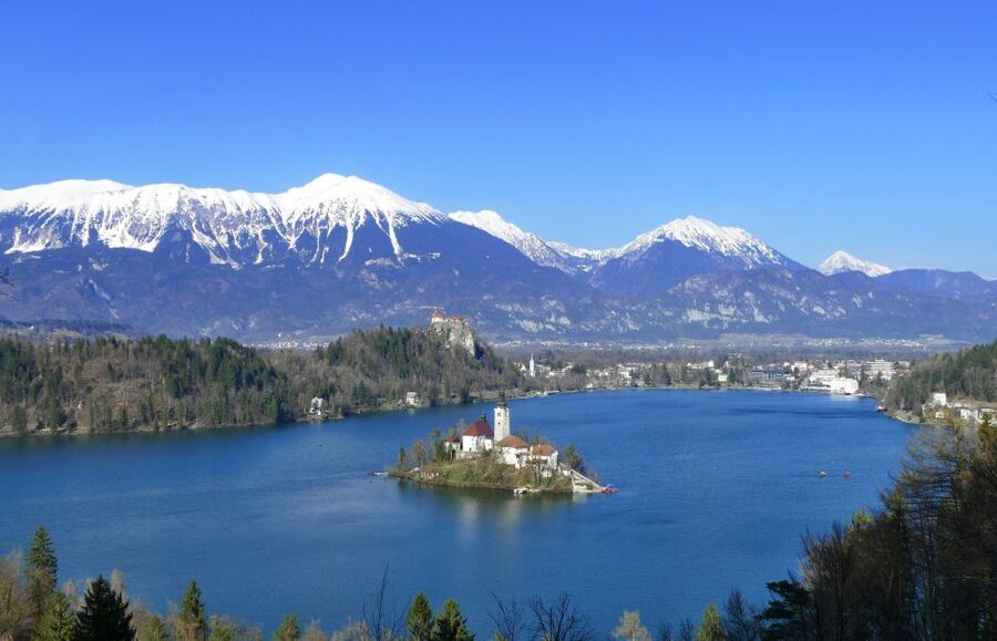 From Ljubljana: Private Bled Lake Day Trip - Leaving Ljubljana at 8:00 AM