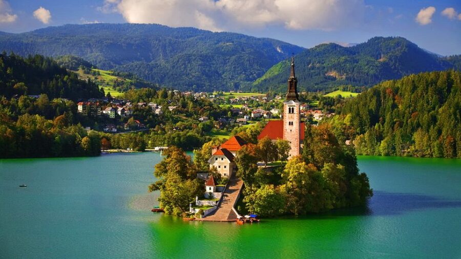 From Ljubljana: Trip to Lake Bled and Bled Castle - Key points before you book