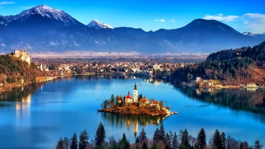 From Ljubljana: Trip to Lake Bled and Bled Castle - Why Lake Bled earns its reputation