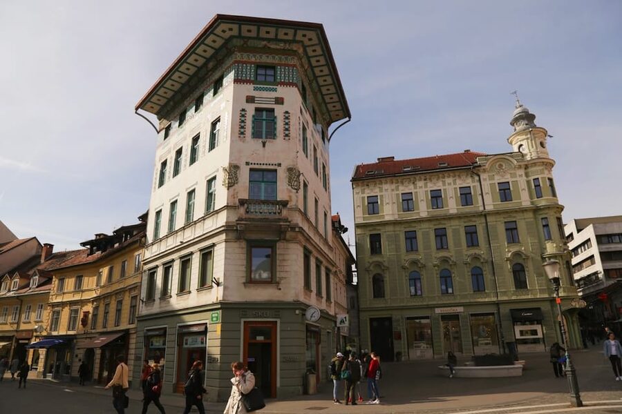 From Zagreb: Ljubljana and Lake Bled Small Group Guided Tour - What the small group changes