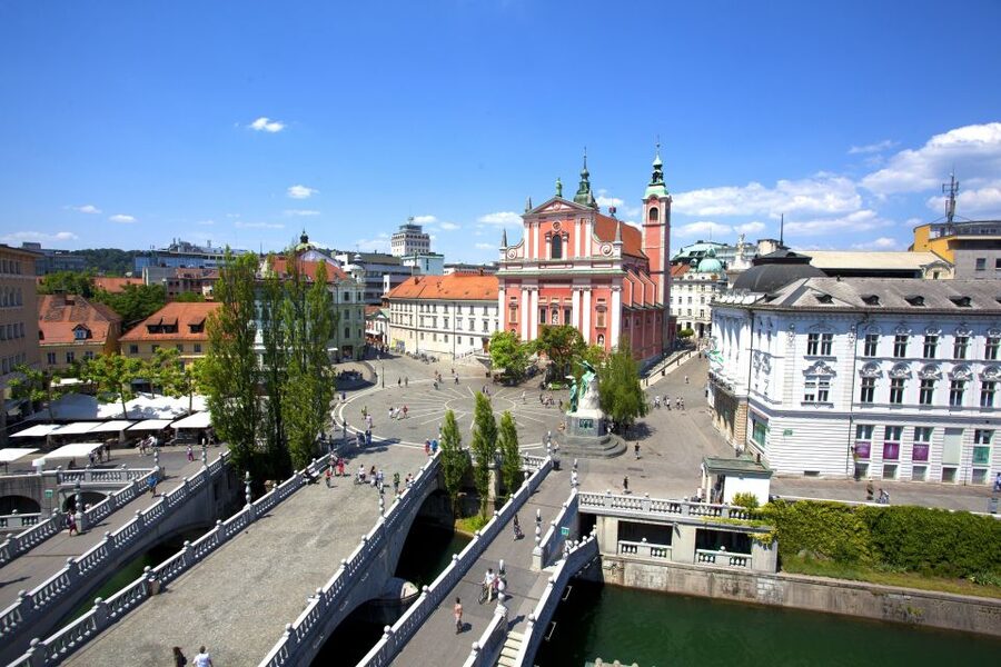 From Zagreb: Ljubljana, Postojna Cave & Predjama Castle Tour - Why this route makes sense from Zagreb