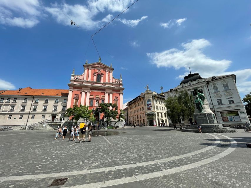 From Zagreb: Ljubljana, Postojna Cave & Predjama with Ticket - Who should book this day trip?