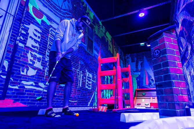 Glow In The Dark Mini Golf Course in Maribor - Atmosphere, Music, and Pace