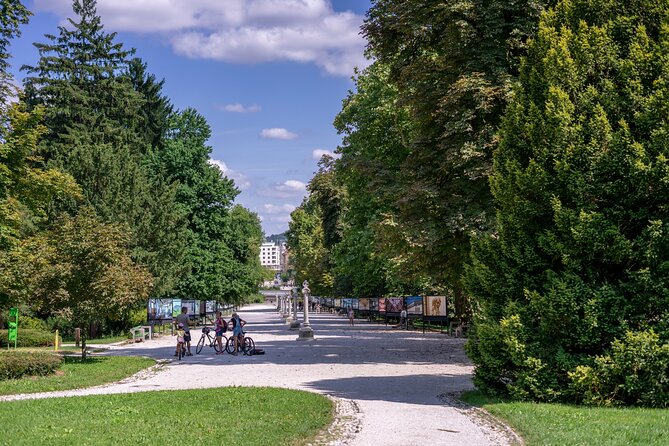 I LOV IT - Tivoli Park Tour - A slow walk beneath Tivoli’s chestnut trees