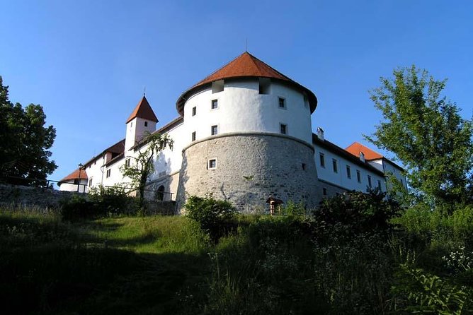 Idrija Half Day Excursion: UNESCO Town including Castle and Mine Tour from Ljubljana - Why Idrija makes a good half-day trip from Ljubljana