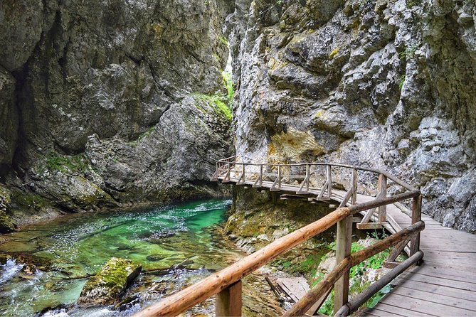 Lake Bled Tour from Ljubljana - Group size, pickup, and timing