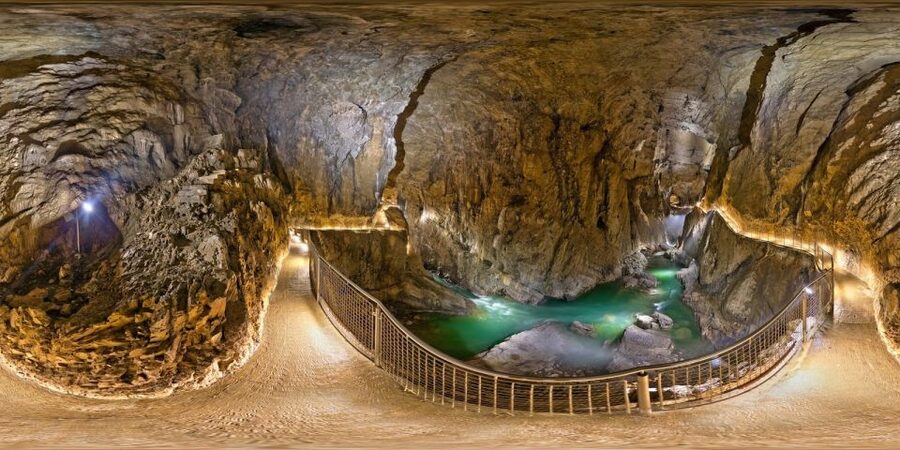 Lipica Stud Farm and Škocjan Caves from Trieste - From Trieste to the Karst country