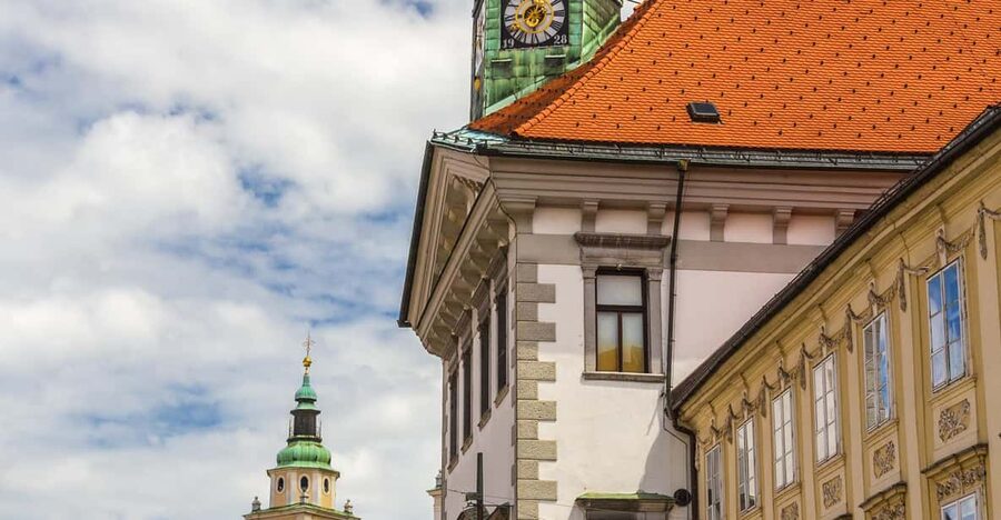 Ljubljana: 2h walking tour with local guide - Why this Ljubljana walk works well as an introduction