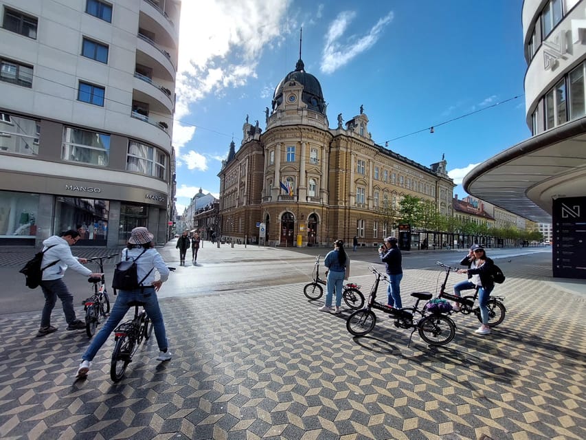 Ljubljana by E-Bike: Guided City Highlights Tour - Why an E-Bike Works Well in Ljubljana