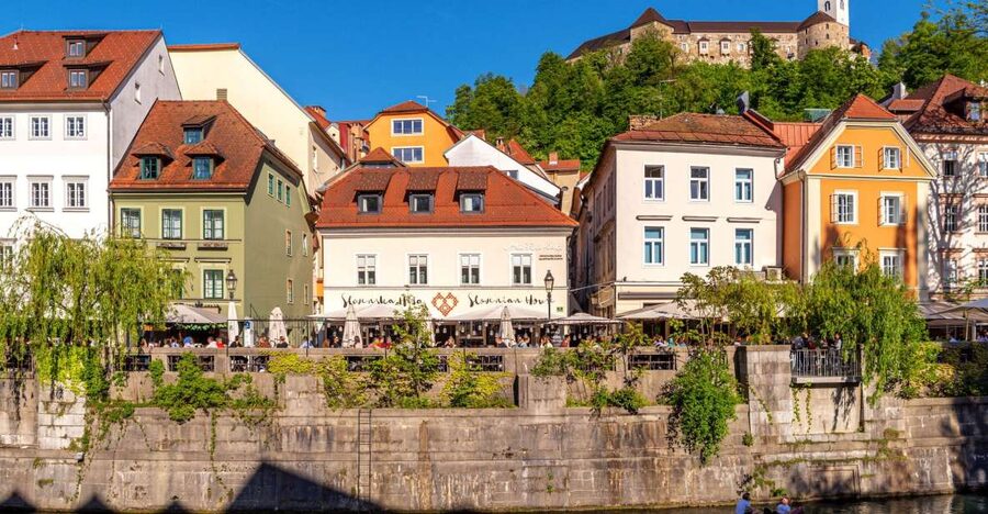 Ljubljana: Guided Walk & Funicular Ride to Ljubljana Castle - National and University Library and Križanke Summer Theater