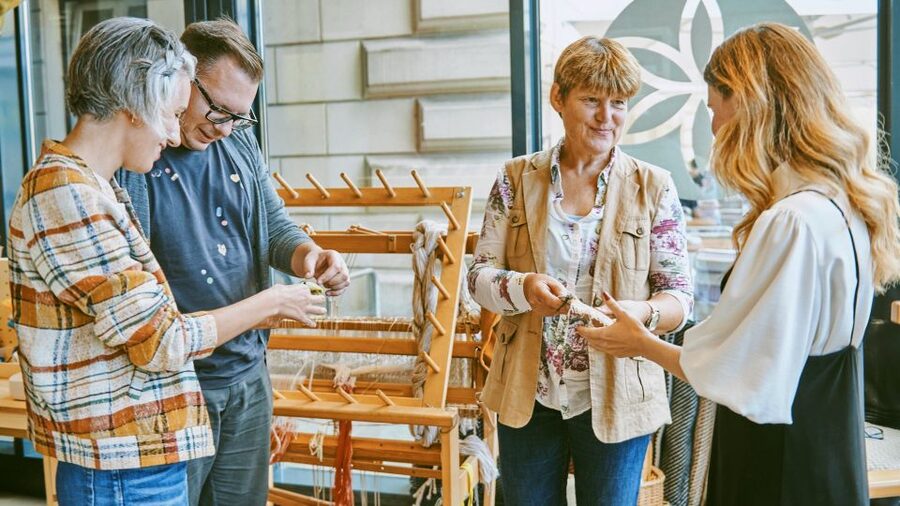 Ljubljana: Interactive Workshop with Experienced Weaver - Why this small Ljubljana workshop feels different