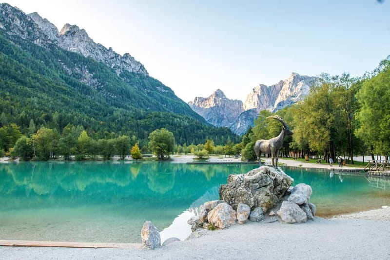 Ljubljana: Lake Bled & Triglav National Park Full-Day Trip - How guides shape the experience
