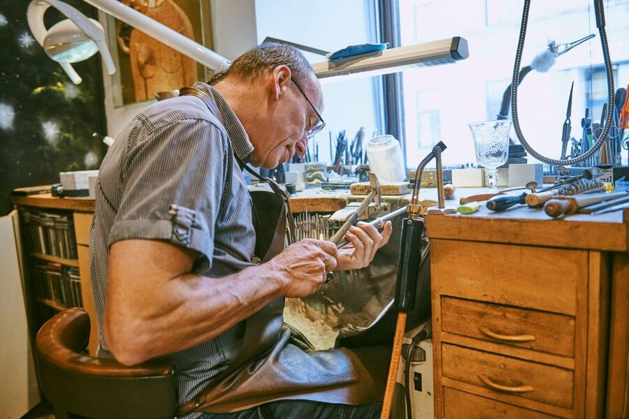 Ljubljana: Private Goldsmithery & Jewelry Workshop and Tour - Who will enjoy this workshop most?