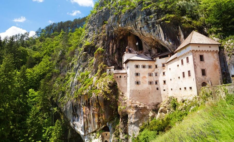 Ljubljana to Postojna Cave,Predjama Castle and Postojna park - Lunch, free choice, and one included soft drink