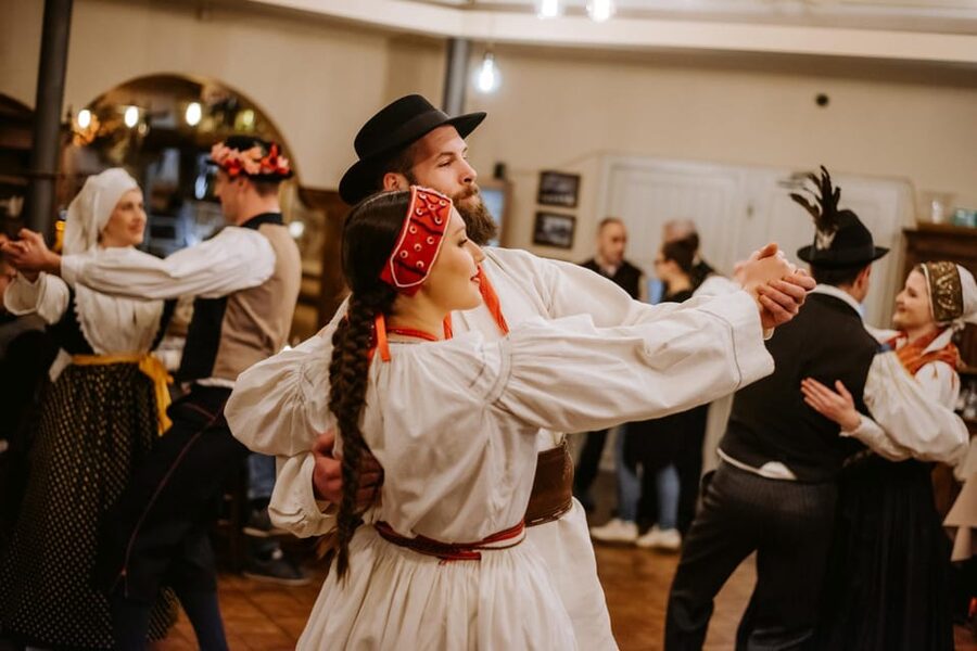 Ljubljana: Traditional Slovenian Dinner and Show - The folk costumes and regional dances