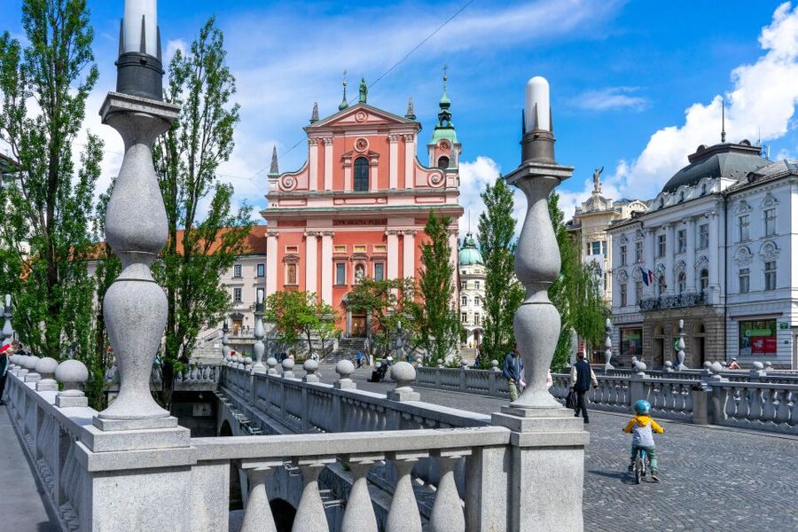 Ljubljana: UNESCO cultural heritage tour - What Plečnik’s pyramids are doing there