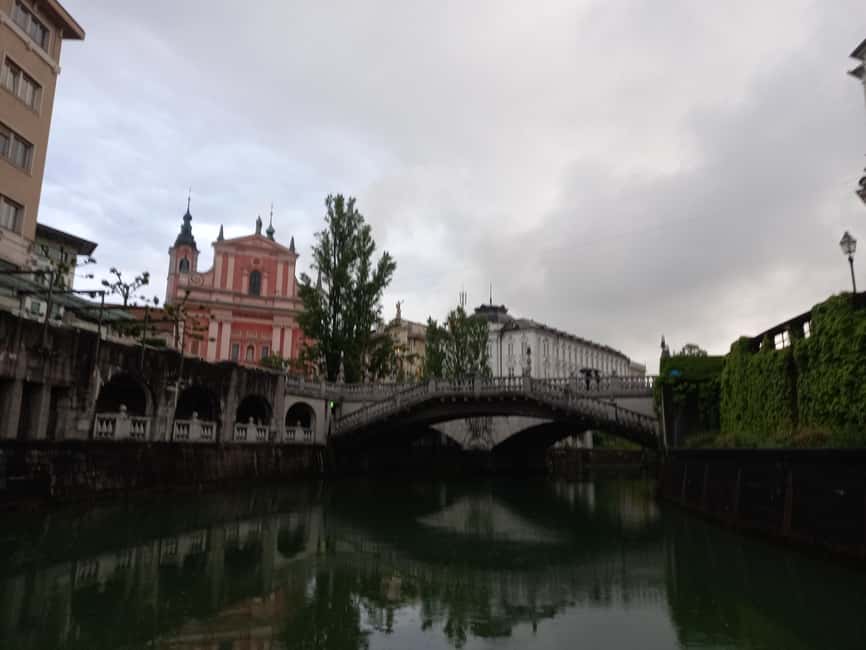 Ljubljana wonderful castle on foot and new places :) - Returning through the Town Hall and Robba Fountain