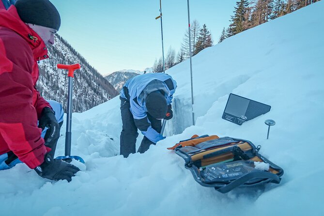 One Day Ski Touring Workshop - Guides, group size, and the feel of instruction