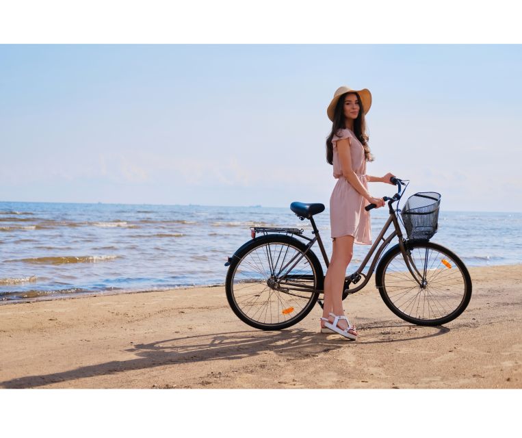 Piran: Bike Rental with Map, Helmet, Water bottle and Lock - Riding from Piran toward Portorož