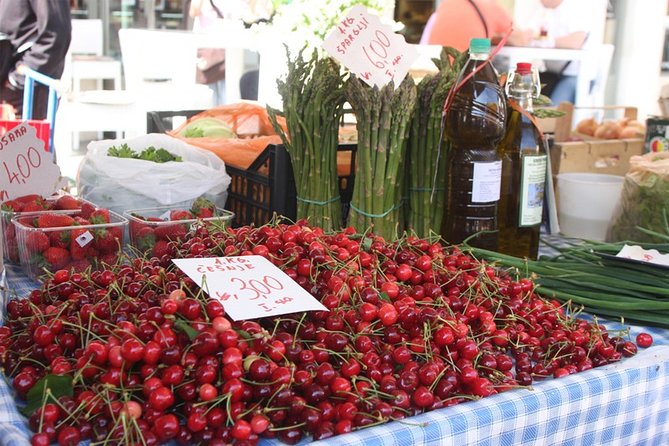 Piran wine & food walking tour - Town walls and the final Istrian tasting