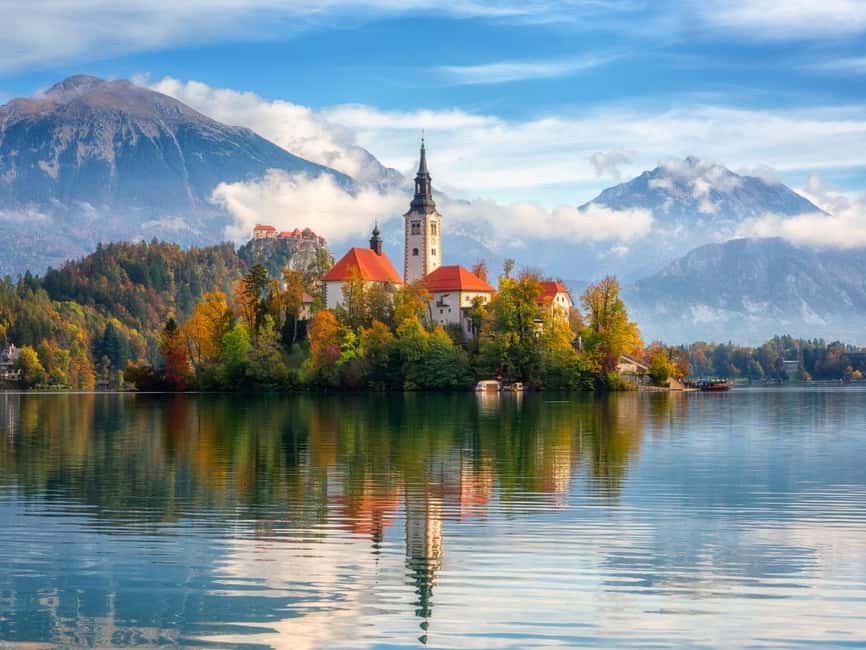 Private Day Trip: Zagreb to Ljubljana & Lake Bled - Two hours in Ljubljana’s Old Town