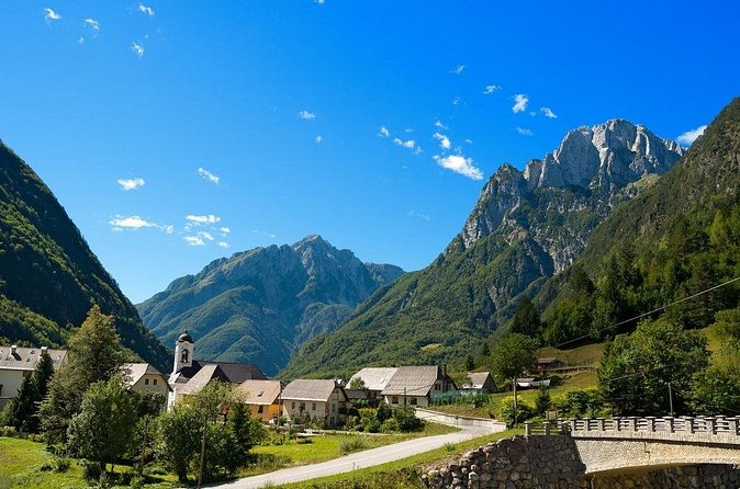 Rafting experience on Soča river from Ljubljana - What the two to three hour rafting session feels like
