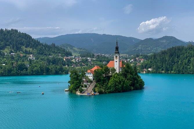 Rent an eBike in Bled - Adding villages and countryside to the ride