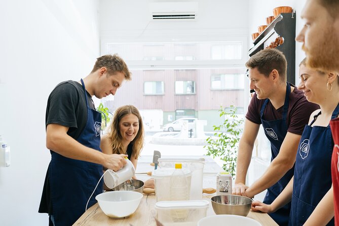 sLOVEnian Strukelj Traditional Cooking Class - The tasting: buttered breadcrumbs and sweet white wine