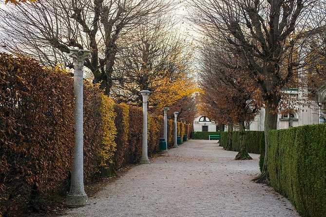 The Deadly Walk - Ljubljana Cemetery Tour - The cemetery as an outdoor gallery