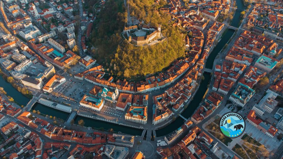 Zagreb: Postojna Cave, Predjama Castle & Ljubljana in a Day - Transport, border checks, and the cost of a long day